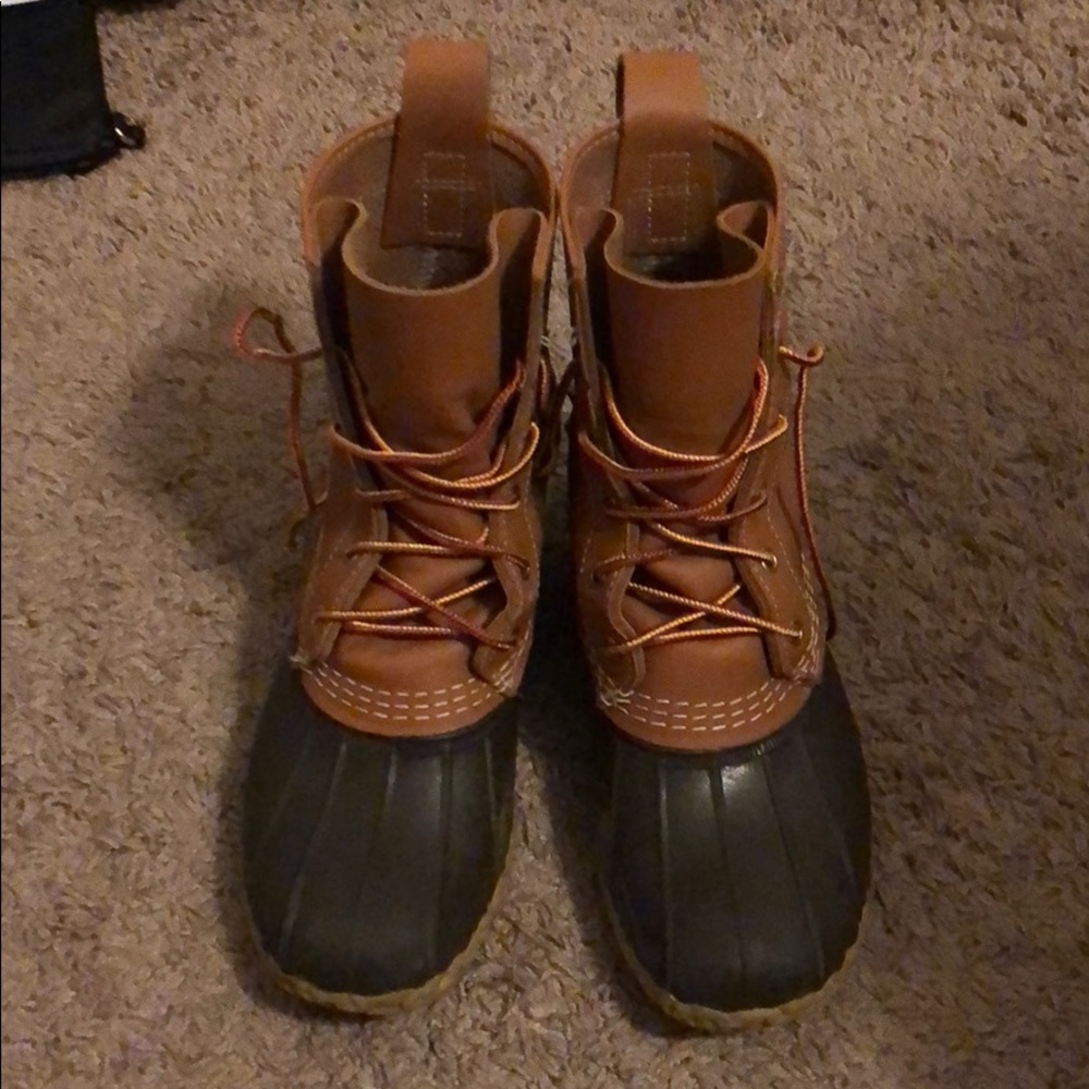 worn a couple of times still in great condition